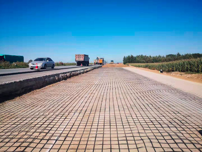 PET格柵施工現(xiàn)場(chǎng)